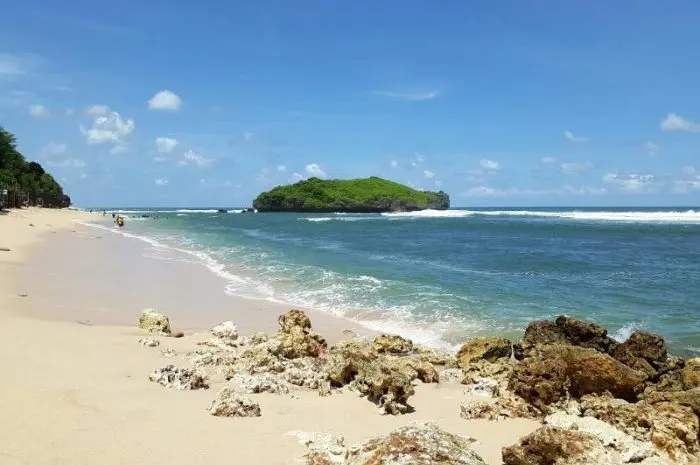 Pantai Sadranan